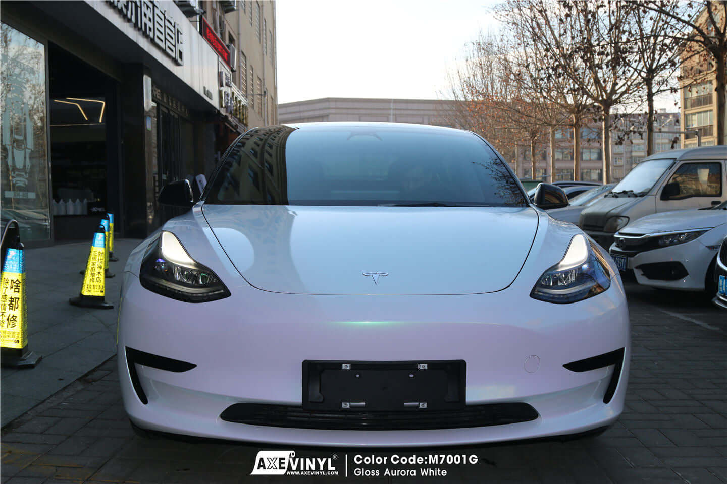 عکس محصول کاوربدنه سفید آرورا (اهورایی)  ساتن