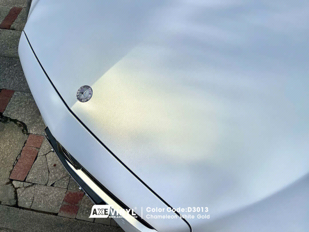 عکس محصول کاوربدنه کمیلیون سفید طلایی ساتن