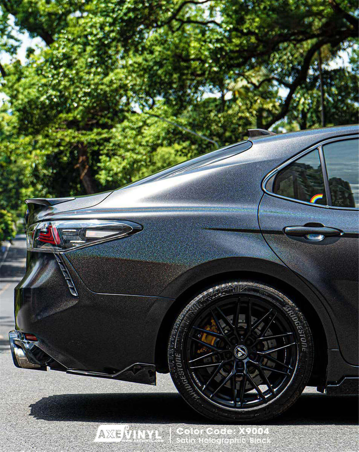 عکس محصول کاور بدنه مشکی هولوگرافیک ساتن (کهکشانی)