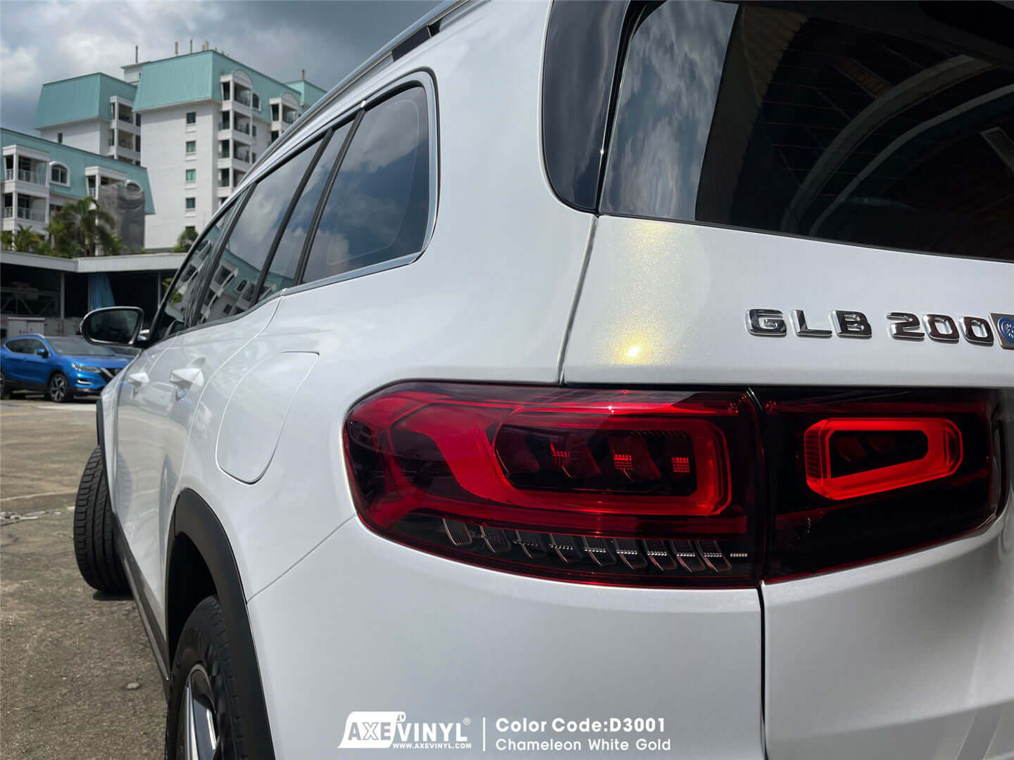 عکس محصول کاور بدنه کمیلیون سفید طلایی براق