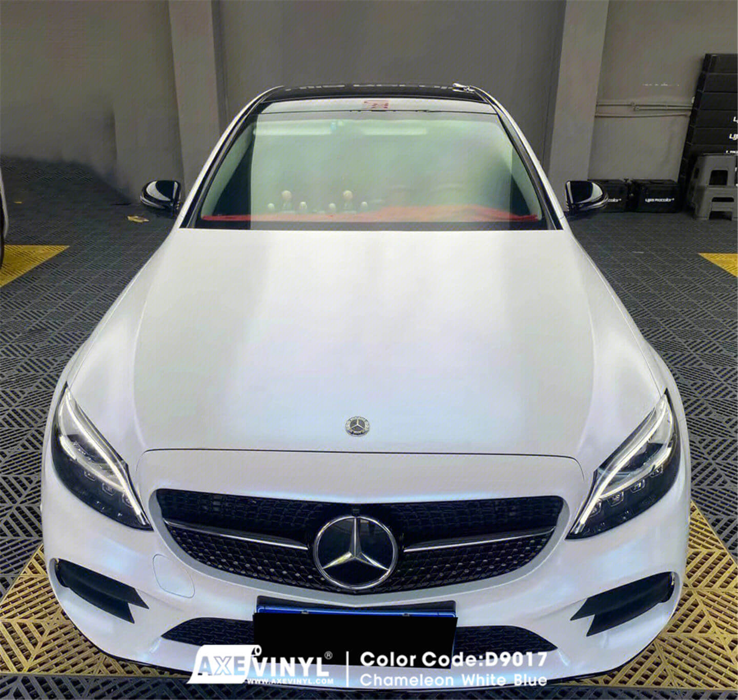 عکس محصول کاوربدنه کمیلیون سفید آبی ساتن