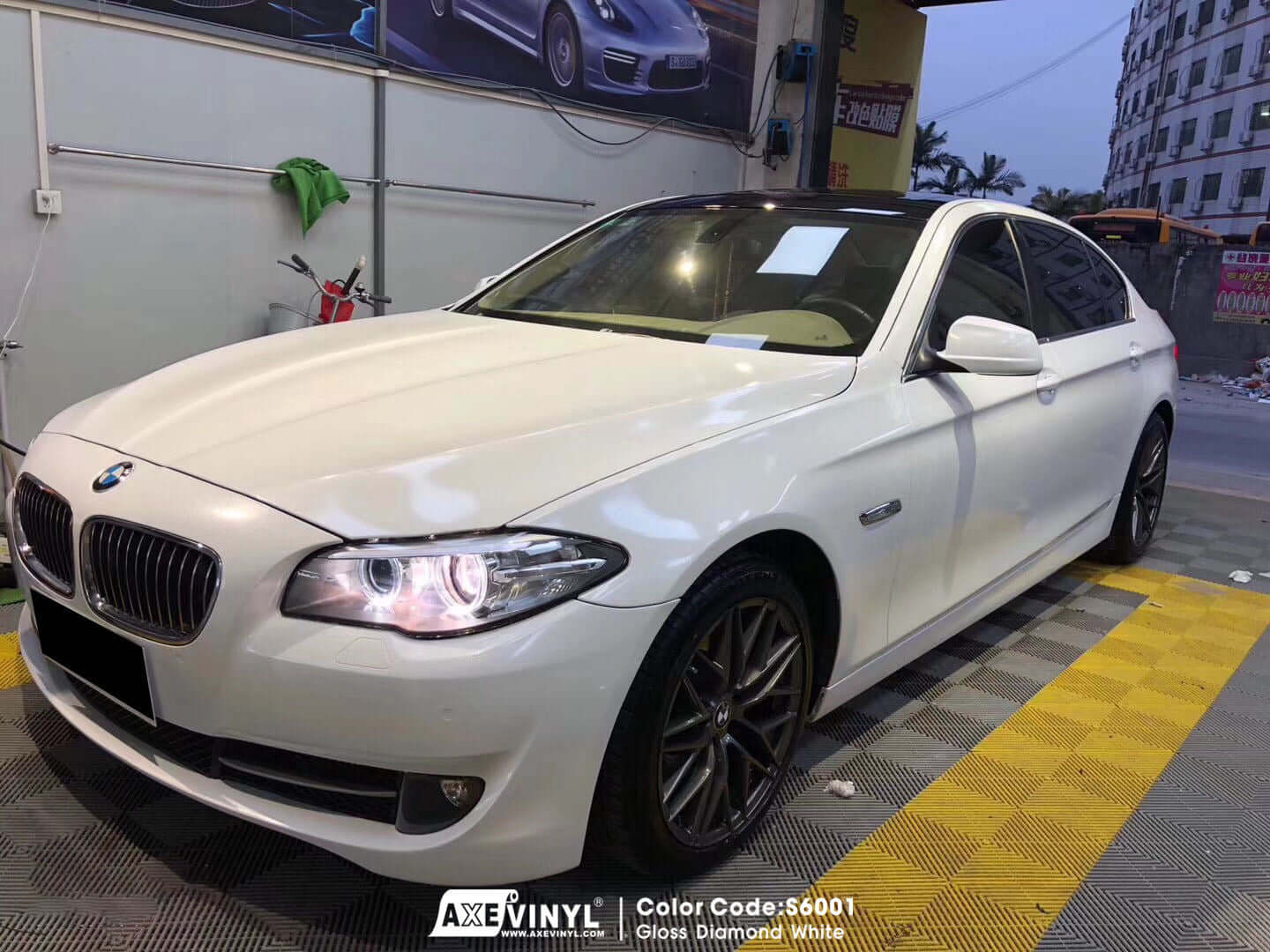 عکس محصول کاوربدنه دیاموند سفید براق (سوپر متالیک)