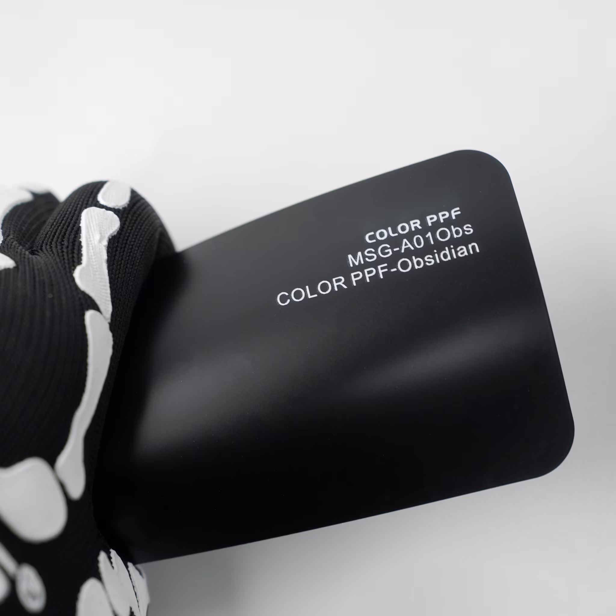 عکس کاور بدنه PPF مشکی براق مدل SG-A01