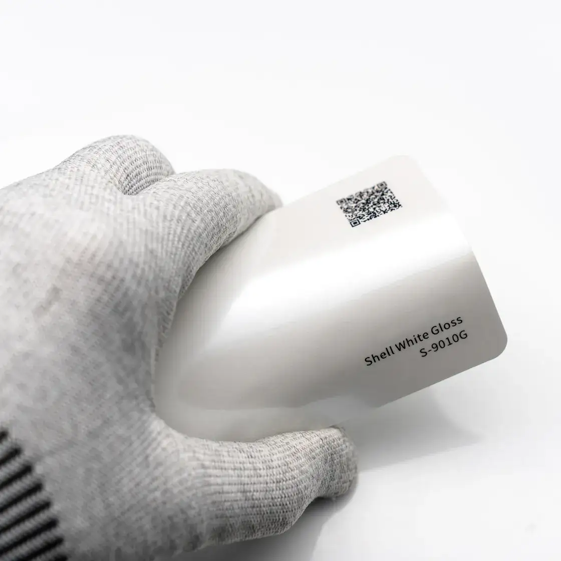 عکس محصول کاور بدنه سفید صدفی براق